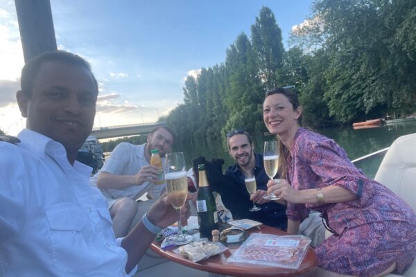 Apéro Champagne sur le bateau