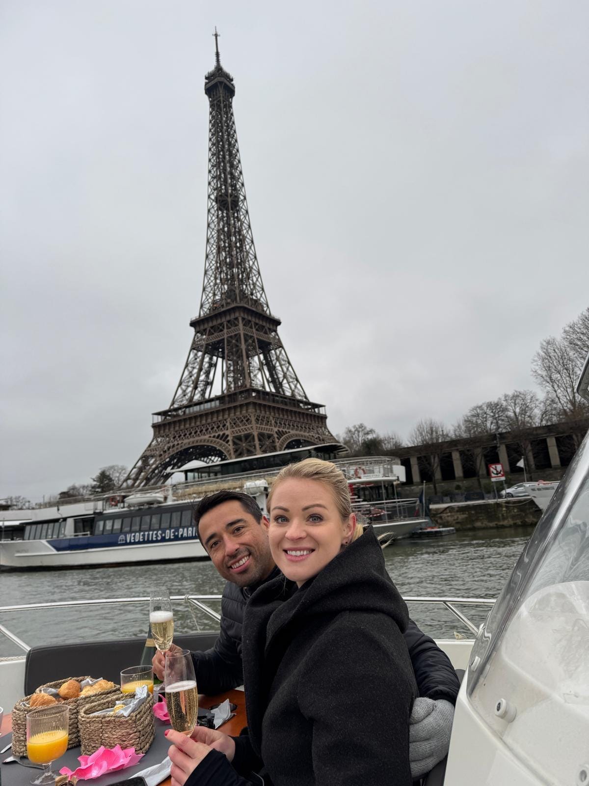 eiffel tower