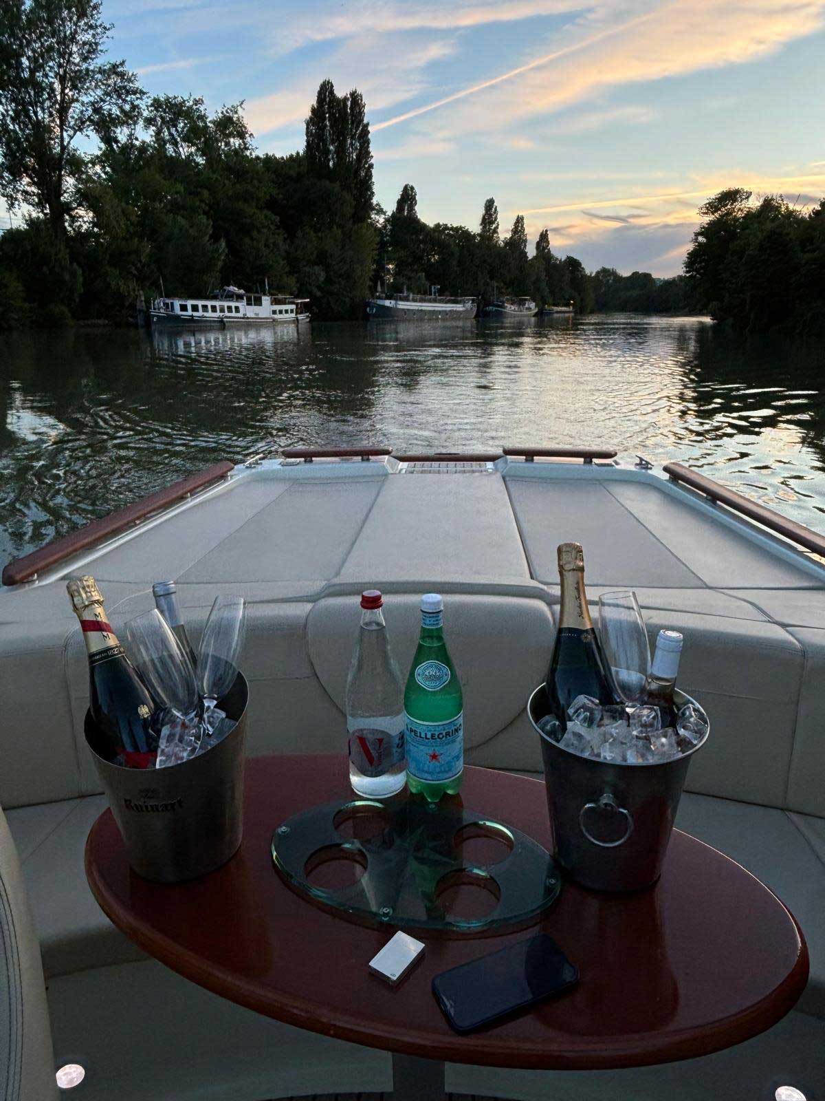 bateau-champagne-peniches